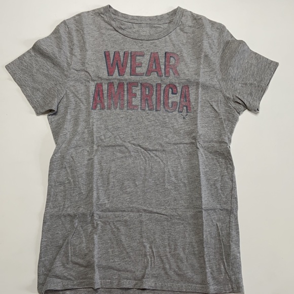 8 Assorted Brand Short Sleeve Tee Shirt Bundle - Picture 9 of 9